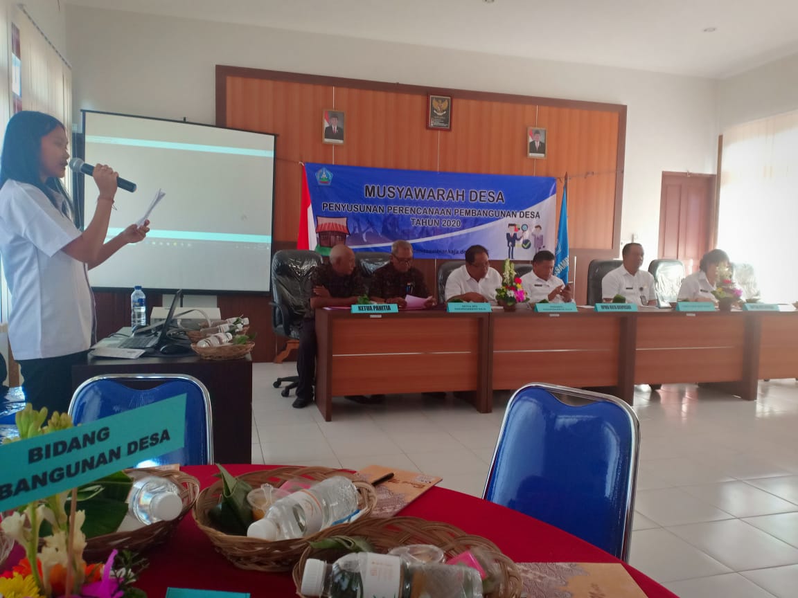 Musyawarah Desa di Desa Padang Sambian Kaja